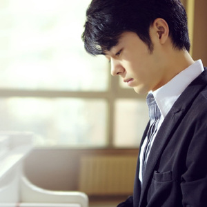 成人玩具插女人屁股里面视频
